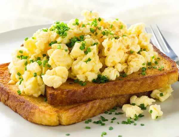 Scrambled Egg on toast from the Clipper Restaurant Breakfast menu